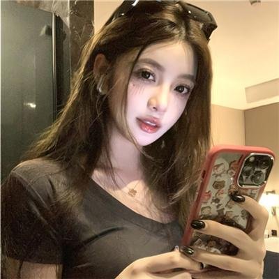 牌坊下的女人
